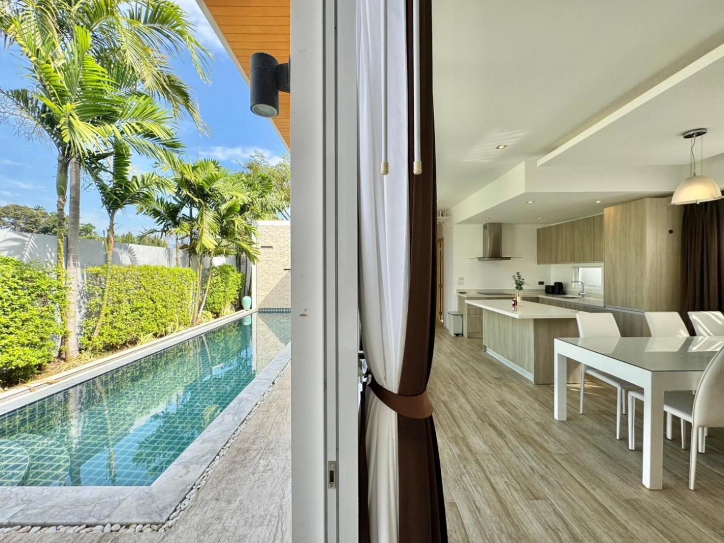 Villa Singnature Naiharn By The Sense *