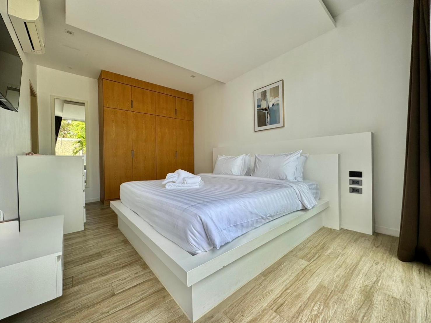 Villa Singnature Naiharn By The Sense Rawai