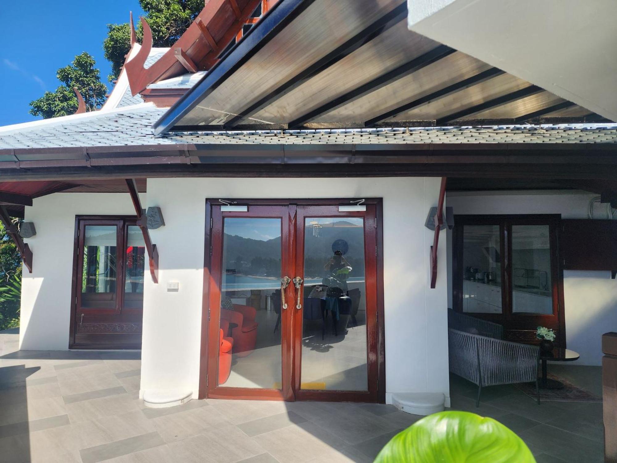 Rare Luxury Kamala Rock Cliff Pool 6 Bedrooms 8 Bathrooms