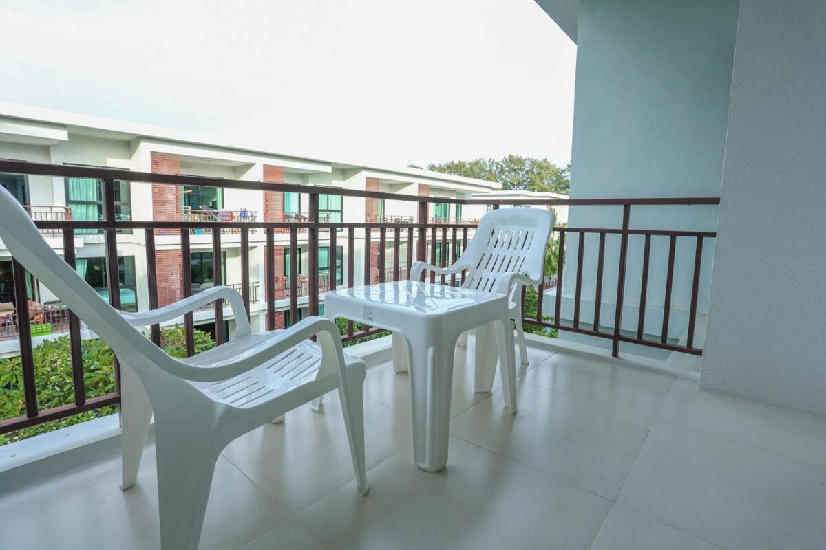 Apartment C130 Chic Just 100m From The Shore *