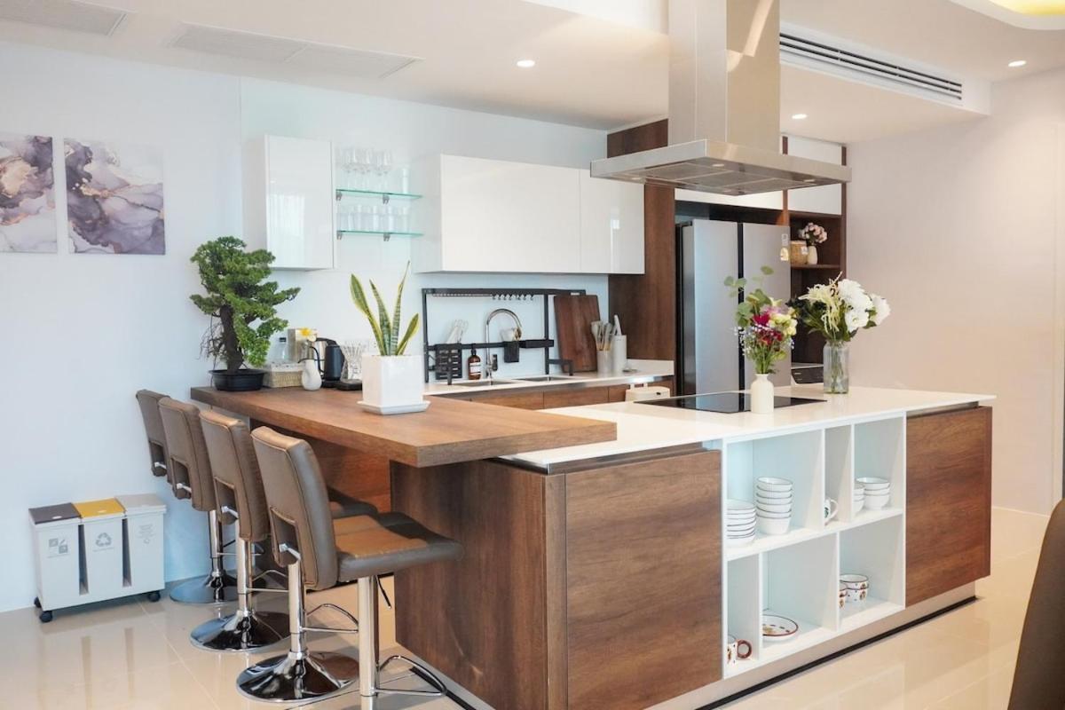 2br 4beds Luxury Pool & Fitness Apartment