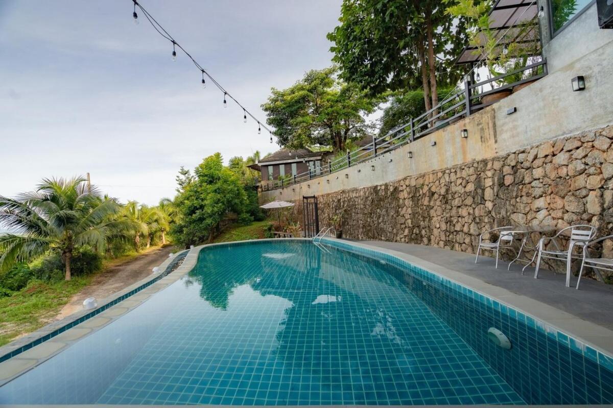 Villa Seaview In Koh Kaew *