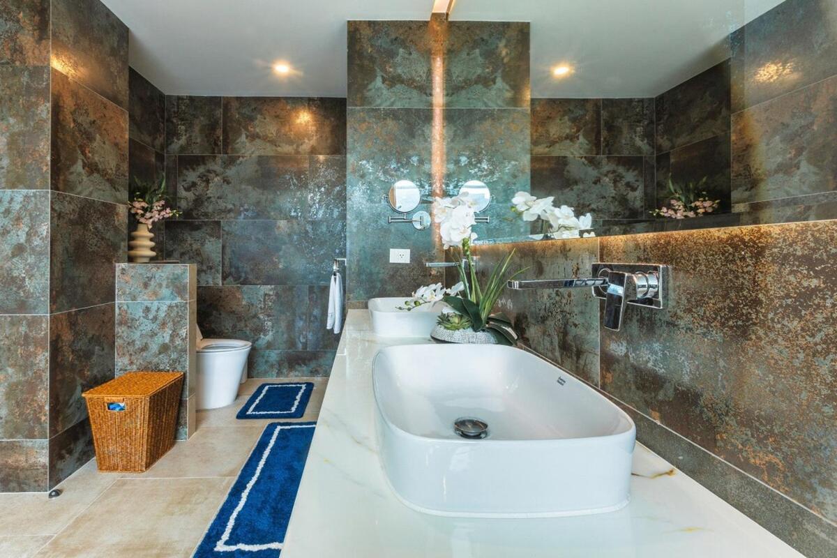 Holiday home Bs Seaview, Full Service, 5 Mins To Patong