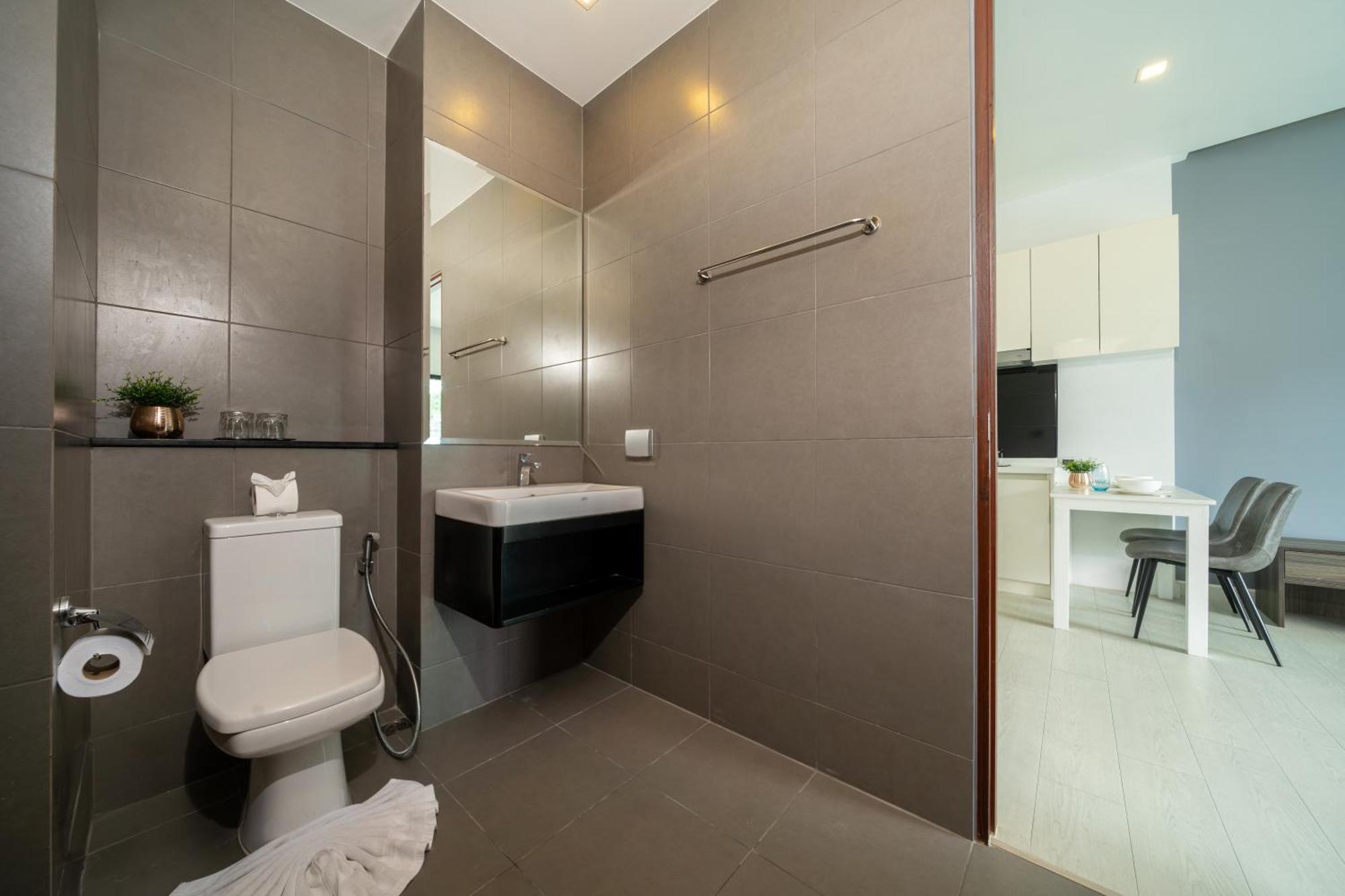 Private Pool View 1br In Naiharn Near Beach, Utn D502 Rawai