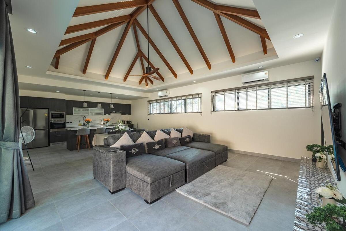 Holiday home V162 Super Modern, Brand New, Beautiful Rawai