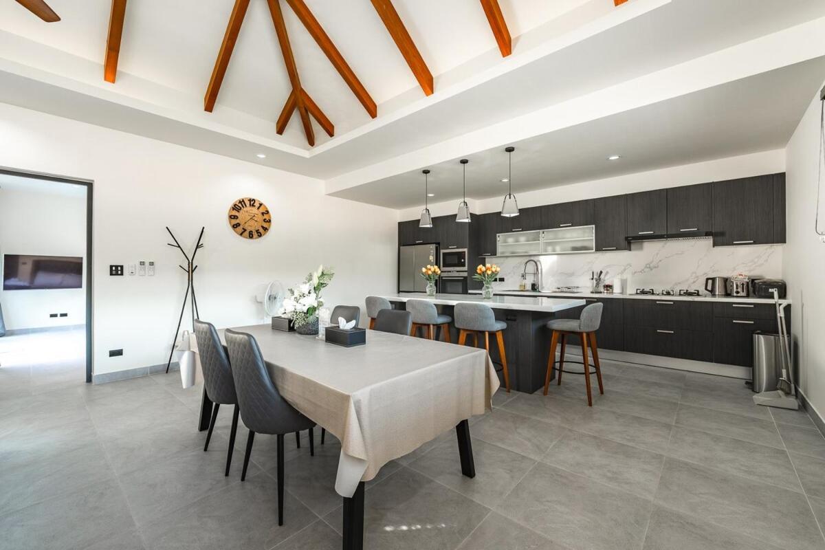 V162 Super Modern, Brand New, Beautiful Holiday home Rawai