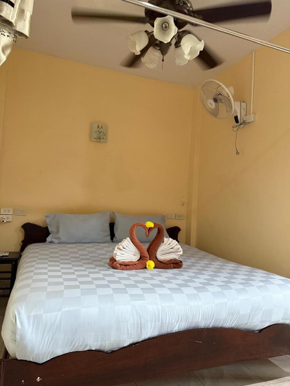 Happy Holidays 3* Patong