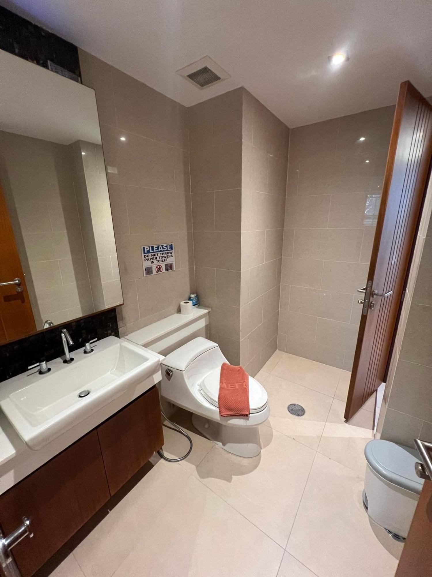 Apartment 2 Bedroom Luxury Condo, *