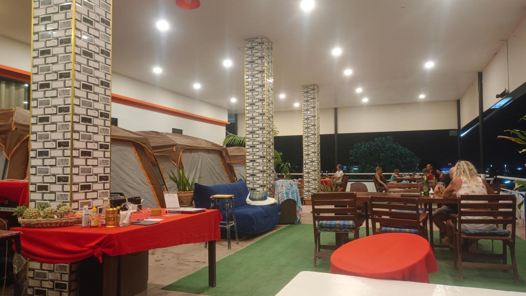 Privatunterkunft Batikseafood Airport &