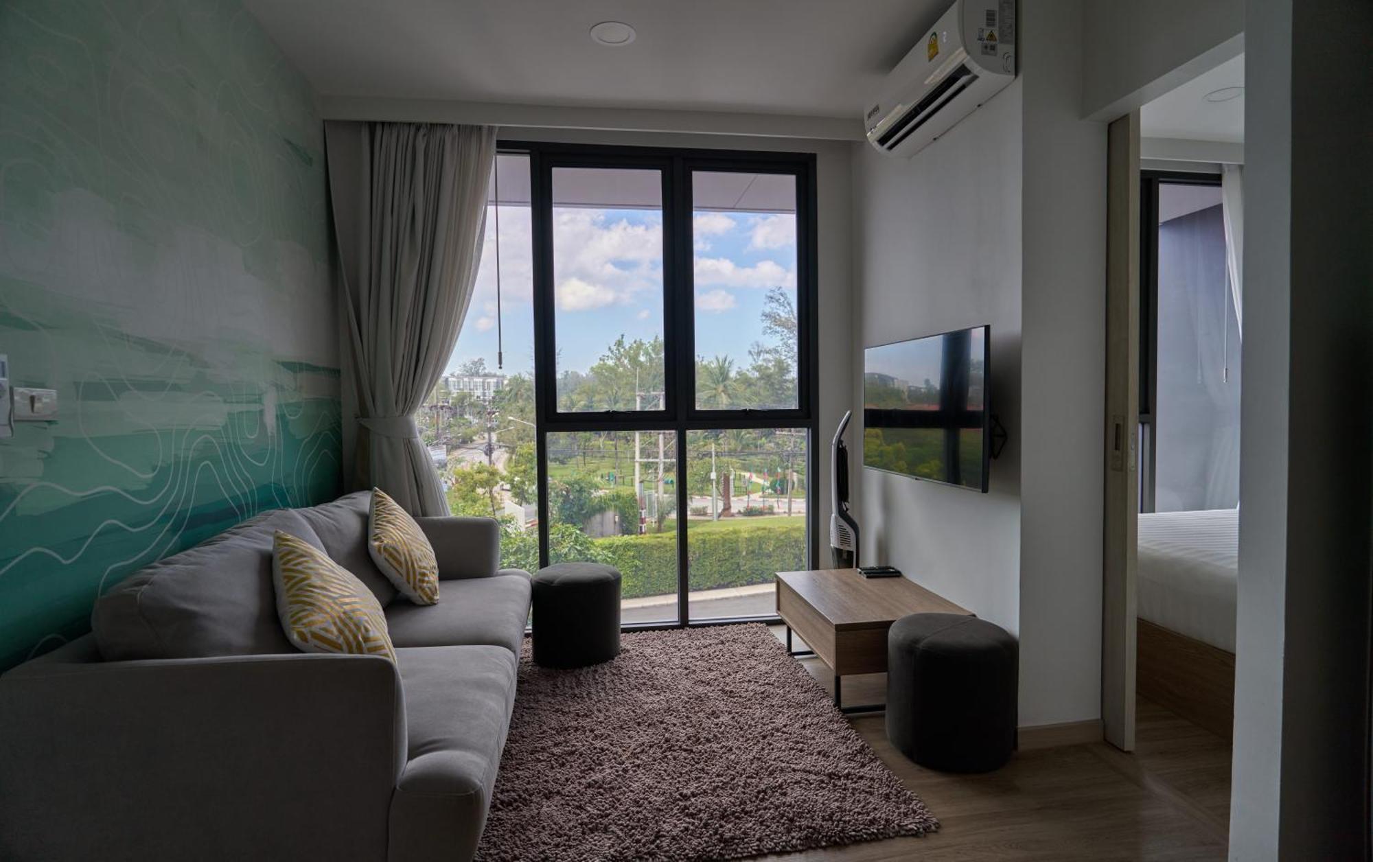 Modern 2-bedroom With Washer In Skypark Laguna Bang Tao Apartment *