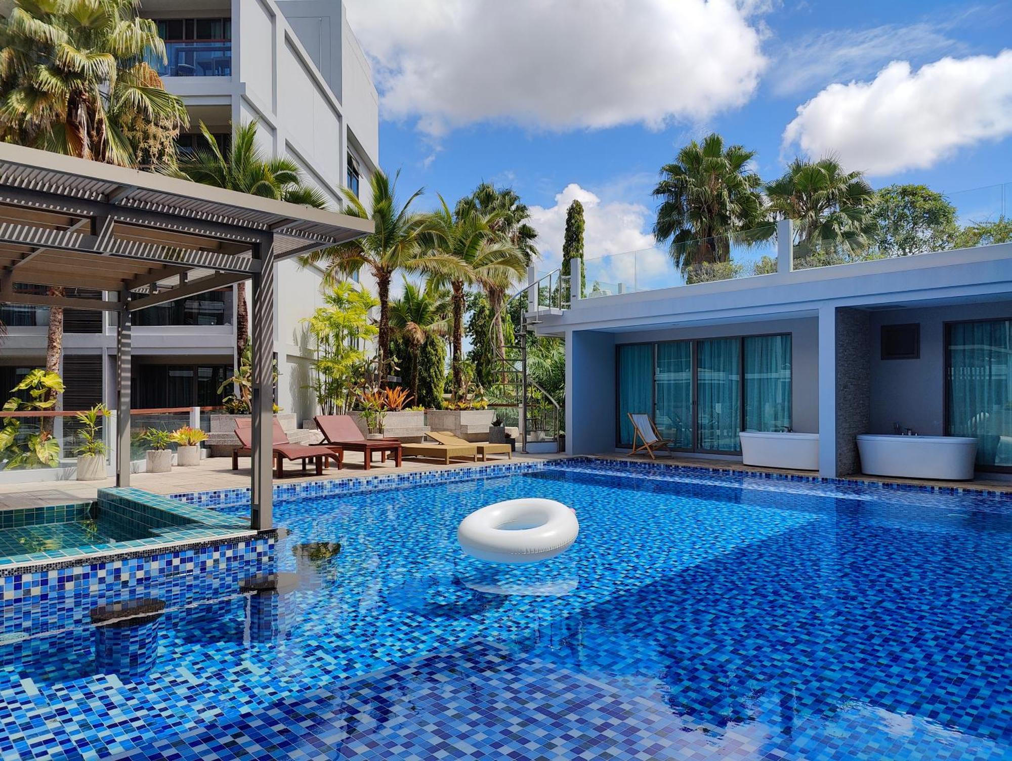The Regent Bangtao Spacious And Comfortable At Area Apartment
