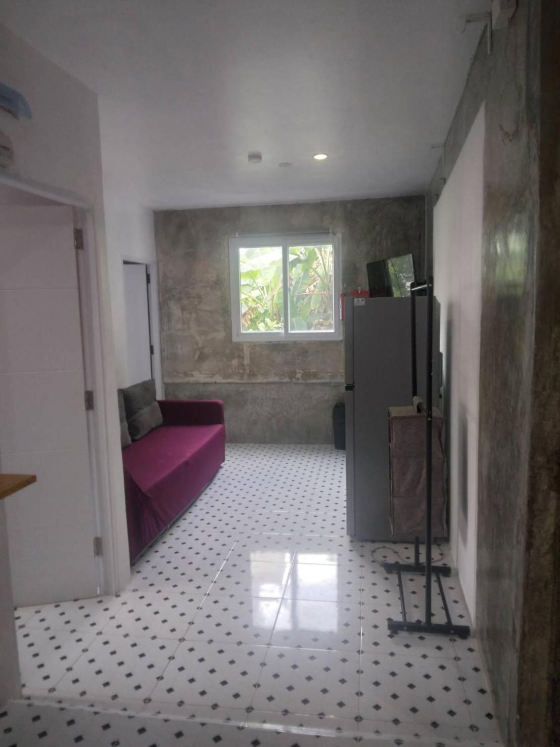 Hostel Entropy Capsules And