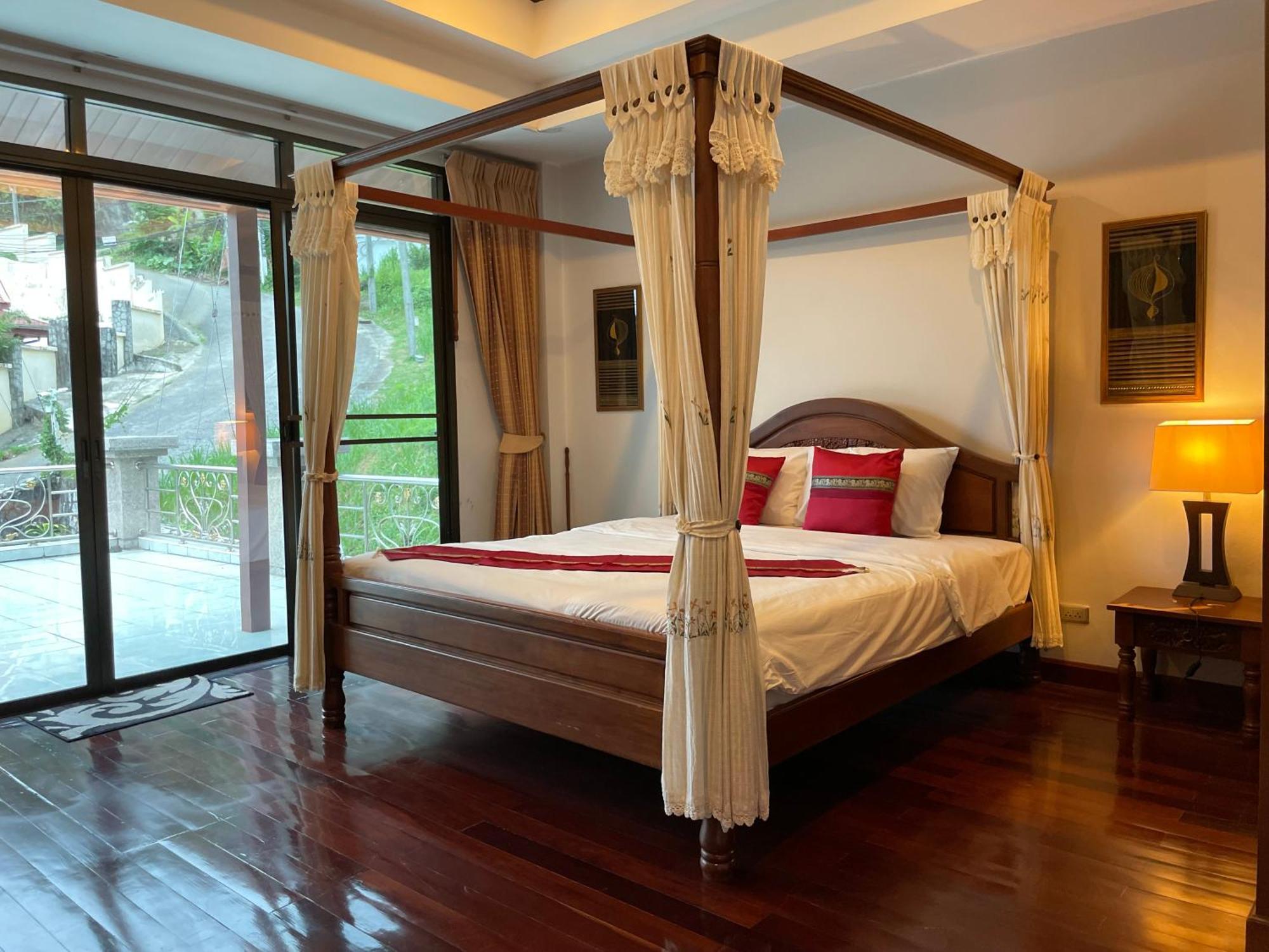 Villa в сердце пхукета Ban Lum Fuang