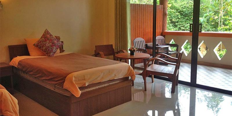 Oya International Phuket Hotel