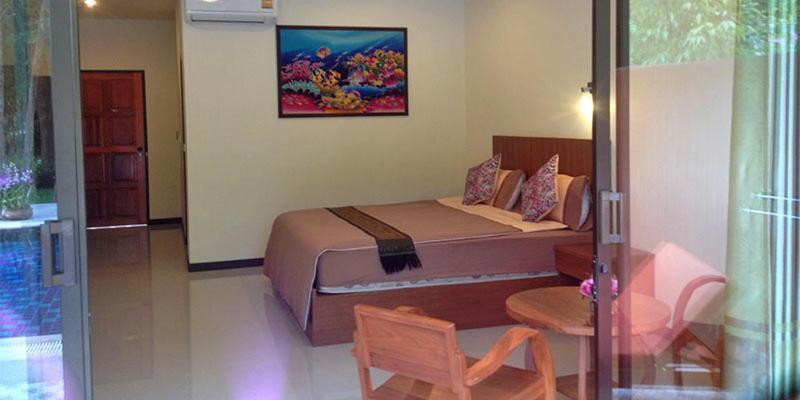 Oya International Phuket 4*