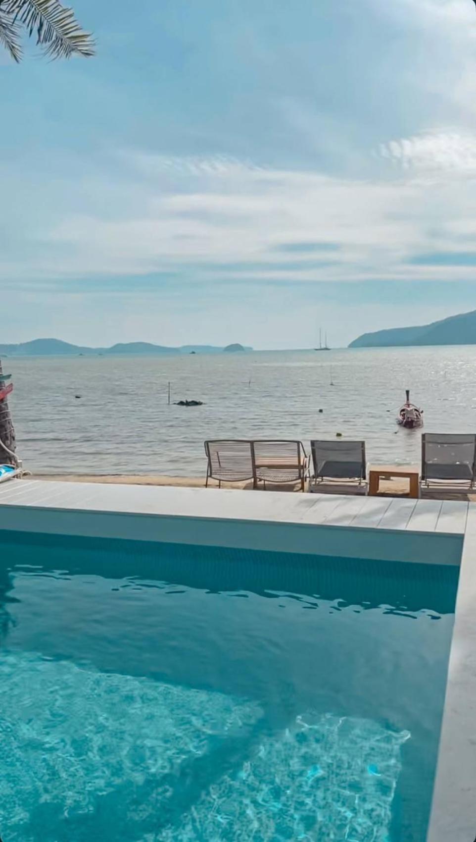 Hotel The Beachfront Phuket Rawai
