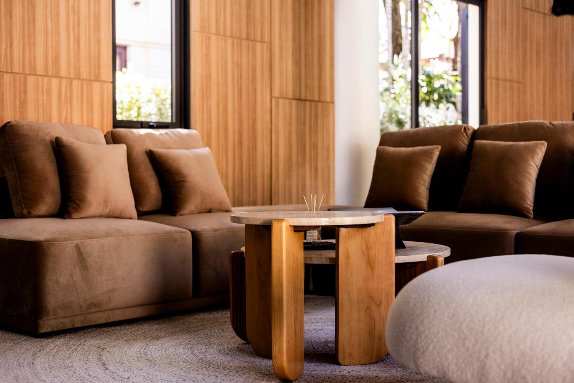 Luxury 4 Bedroom 1 Minute From Laguna Phuket *