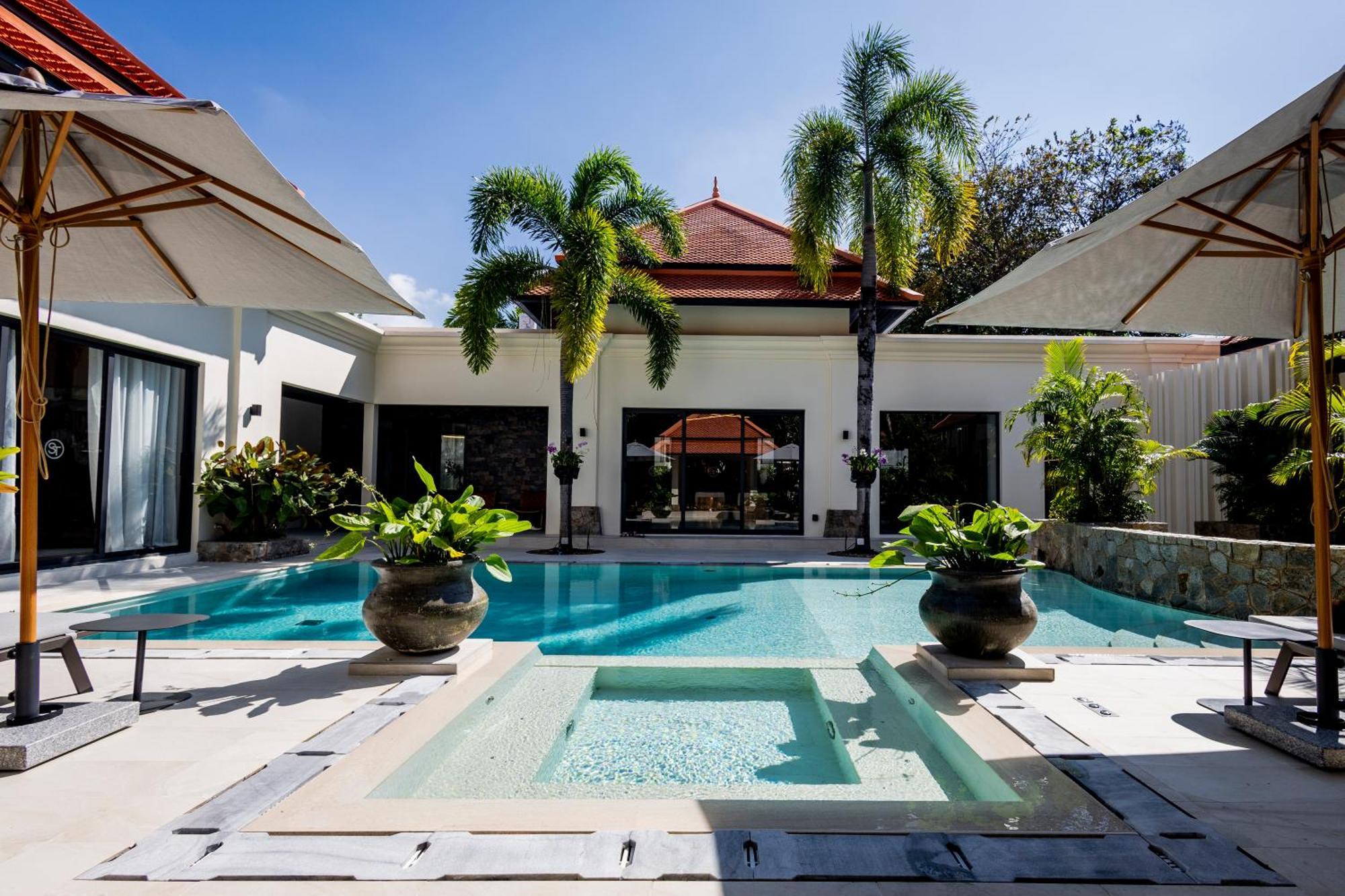 Luxury 4 Bedroom 1 Minute From Laguna Phuket Villa Bang Tao Beach (Phuket)