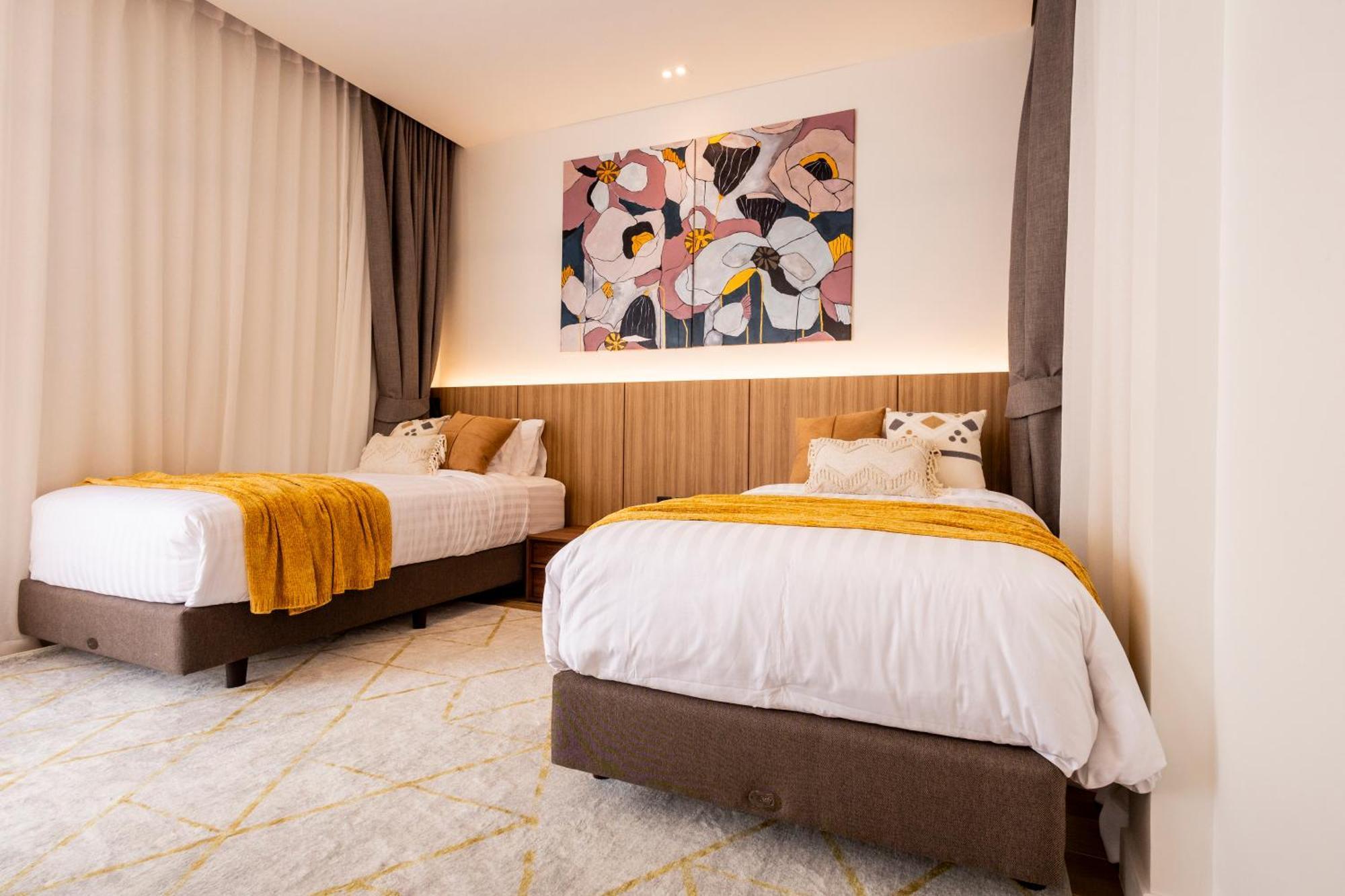 Luxury 4 Bedroom 1 Minute From Laguna Phuket