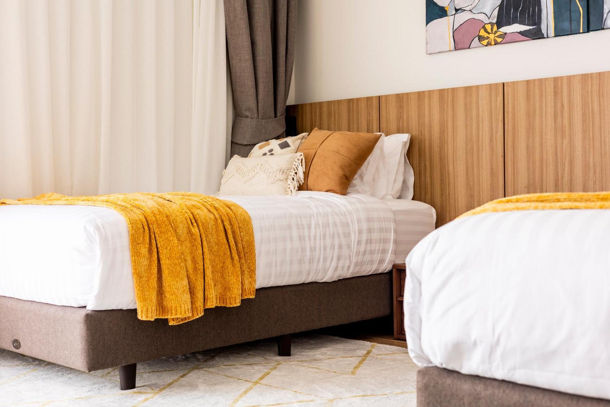 Luxury 4 Bedroom 1 Minute From Laguna Phuket Villa *