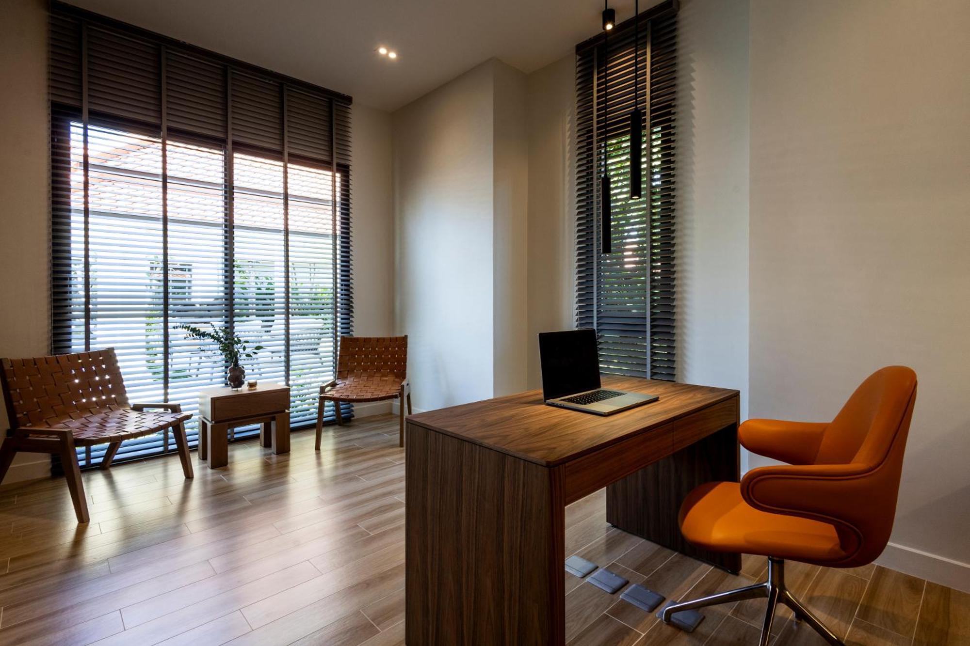 Luxury 4 Bedroom 1 Minute From Laguna Phuket
