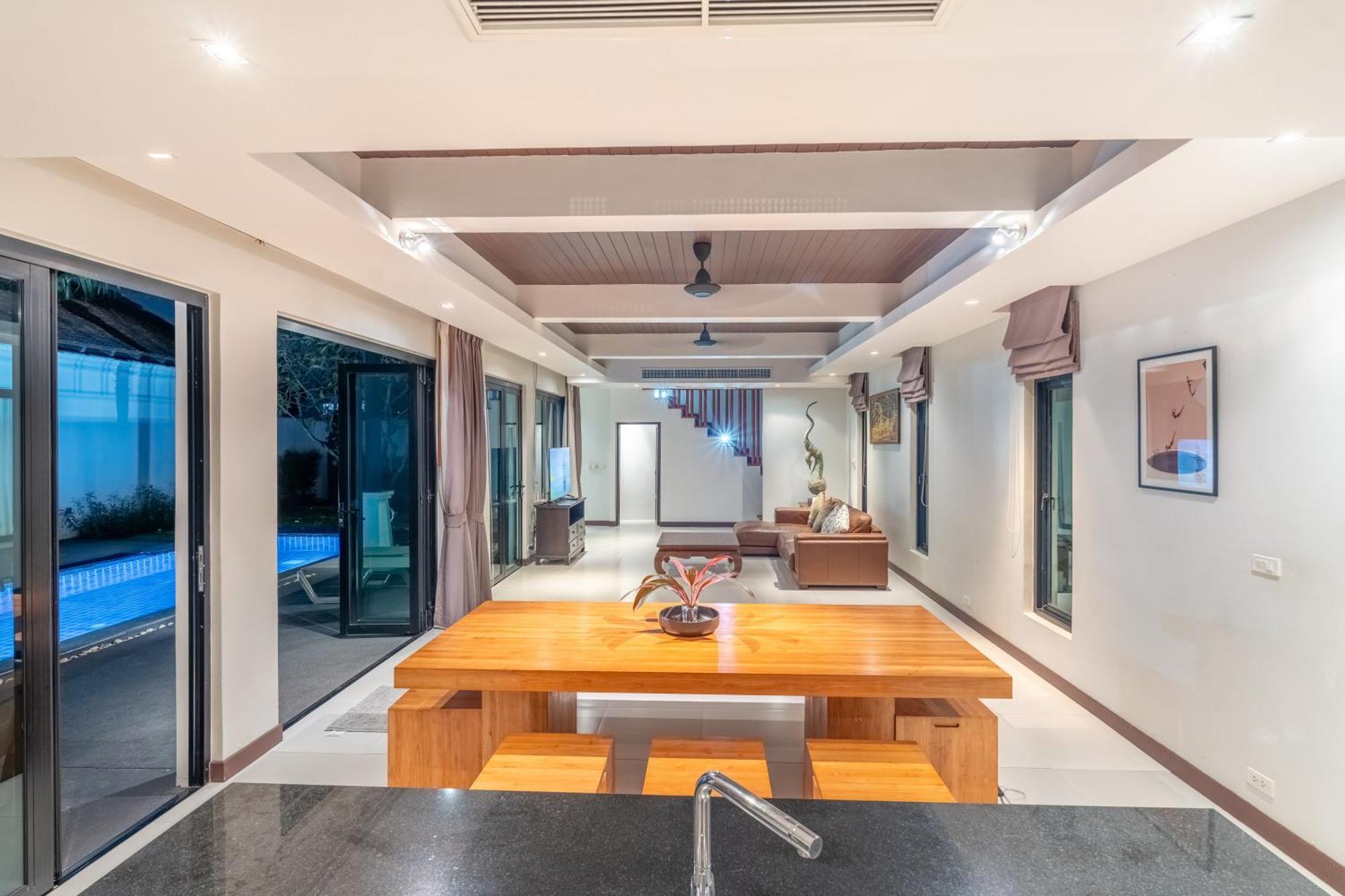 Villa Pasak *