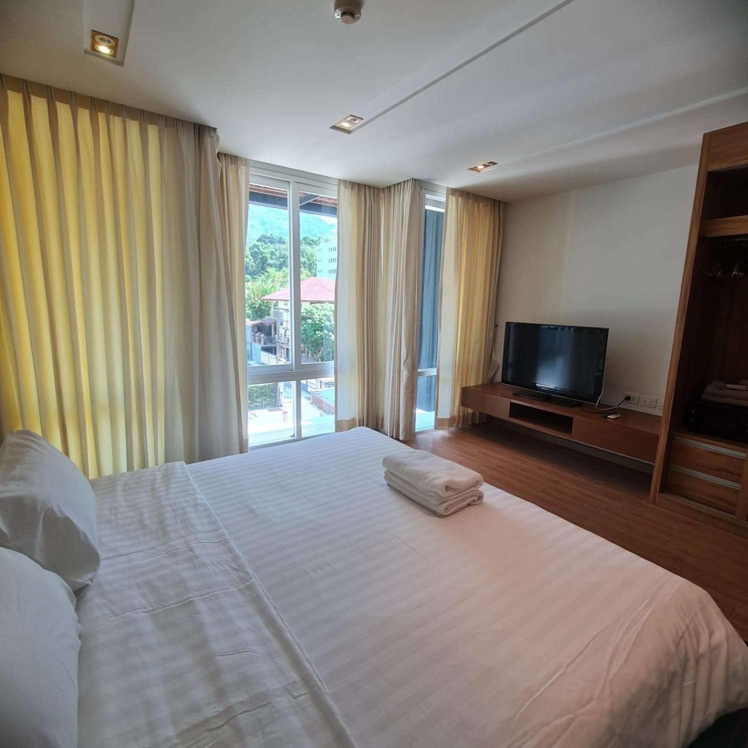 Luxury 2 Bedroom Duplex With Private Pool- Privilege *