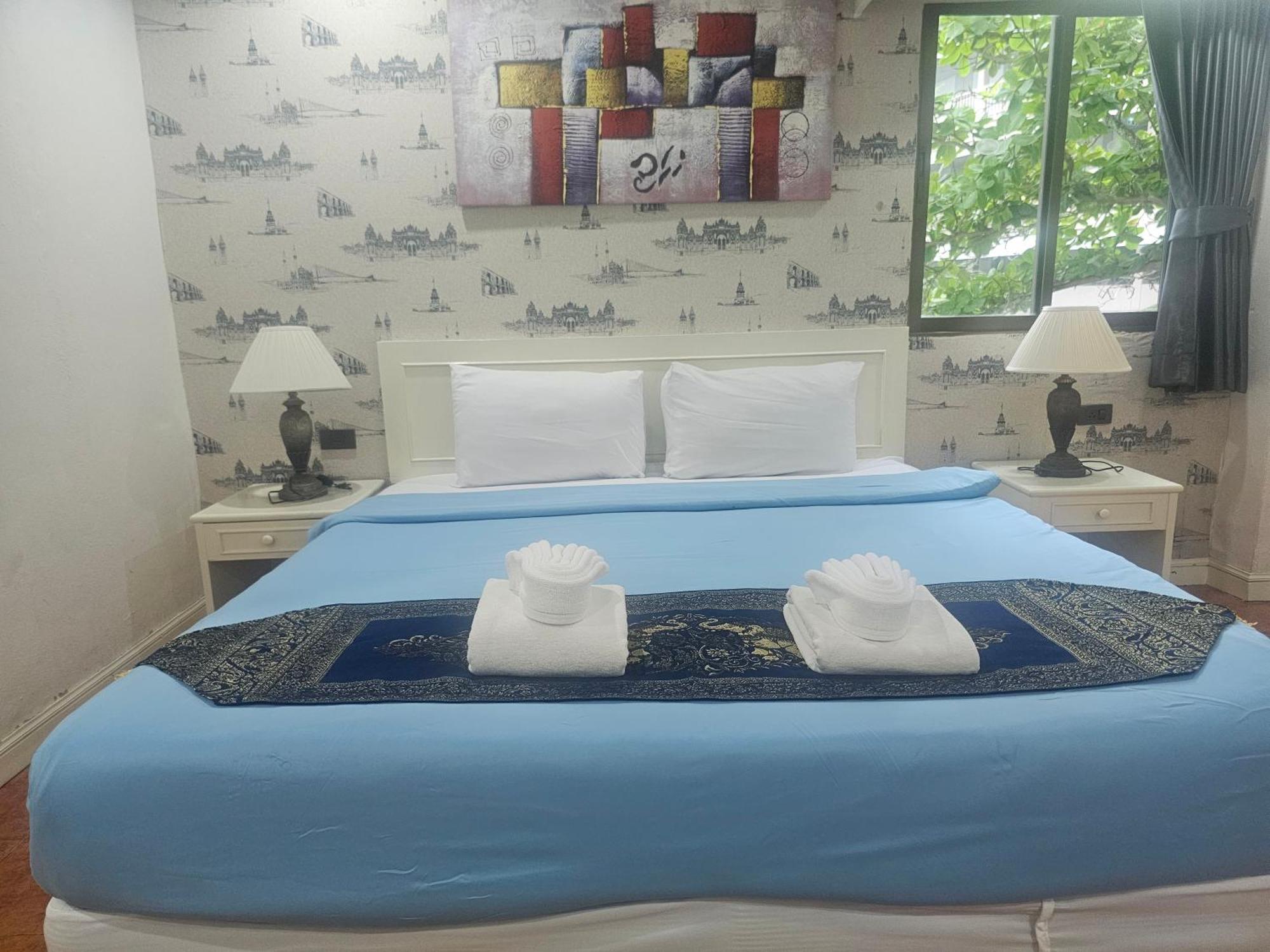 & Hotel Patong