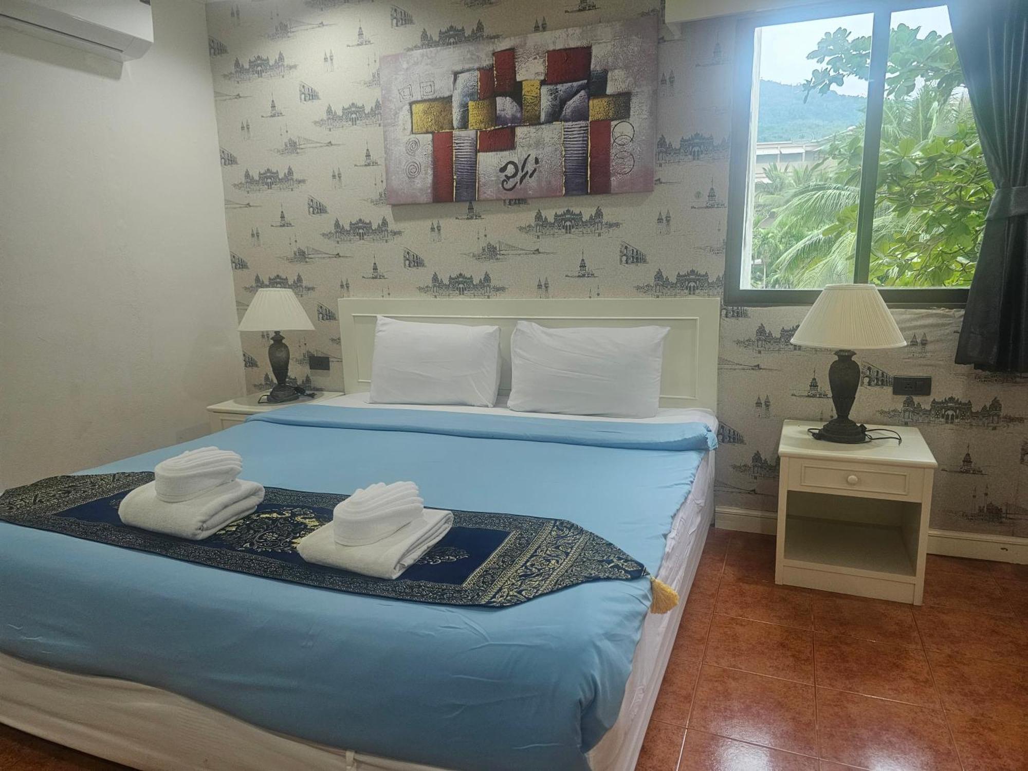 Hotel & Patong