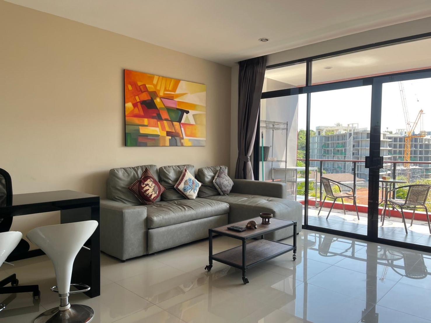 60sqm Nai Harn Condo, Walk To *