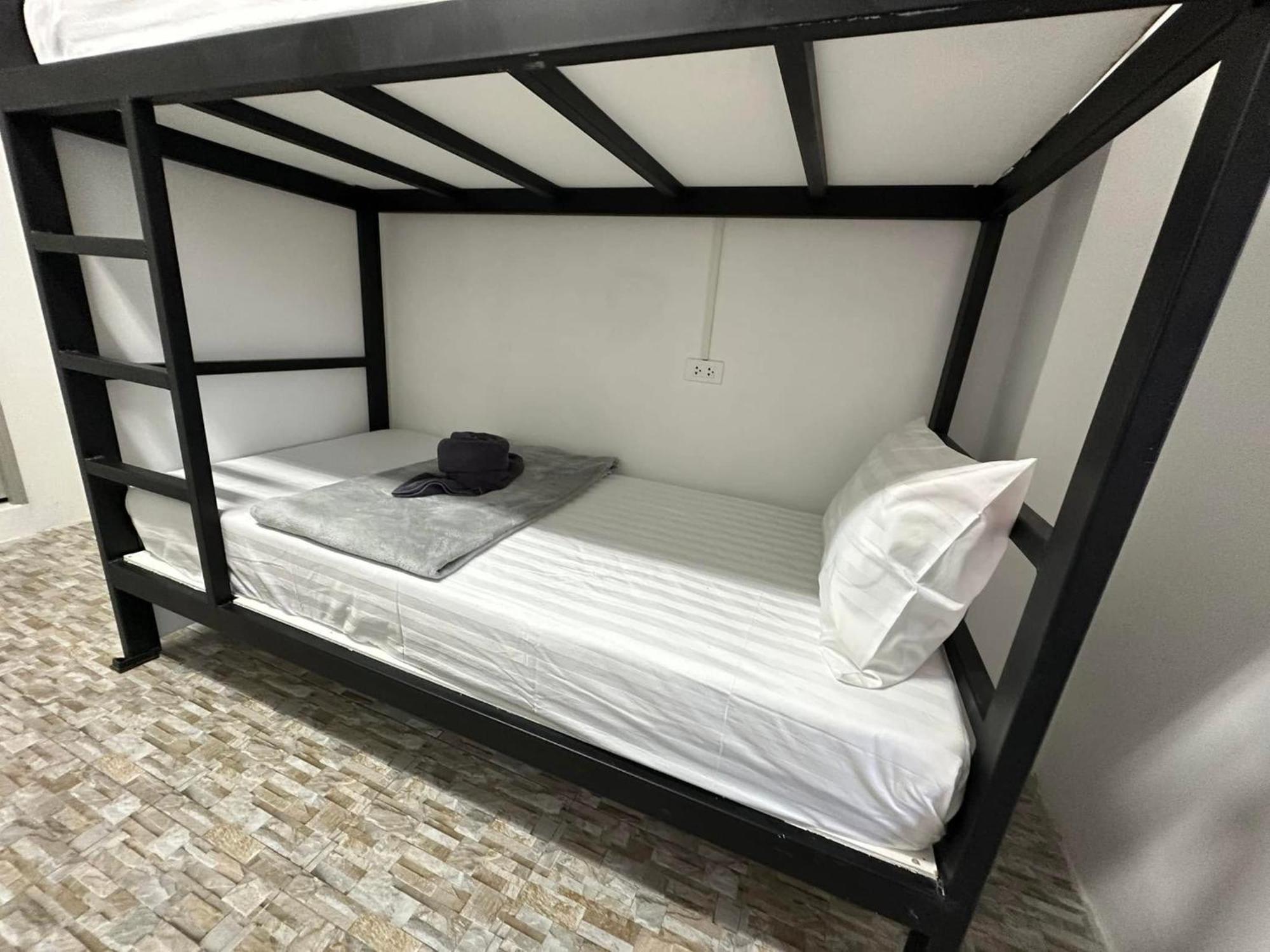 Hostel At Rawai