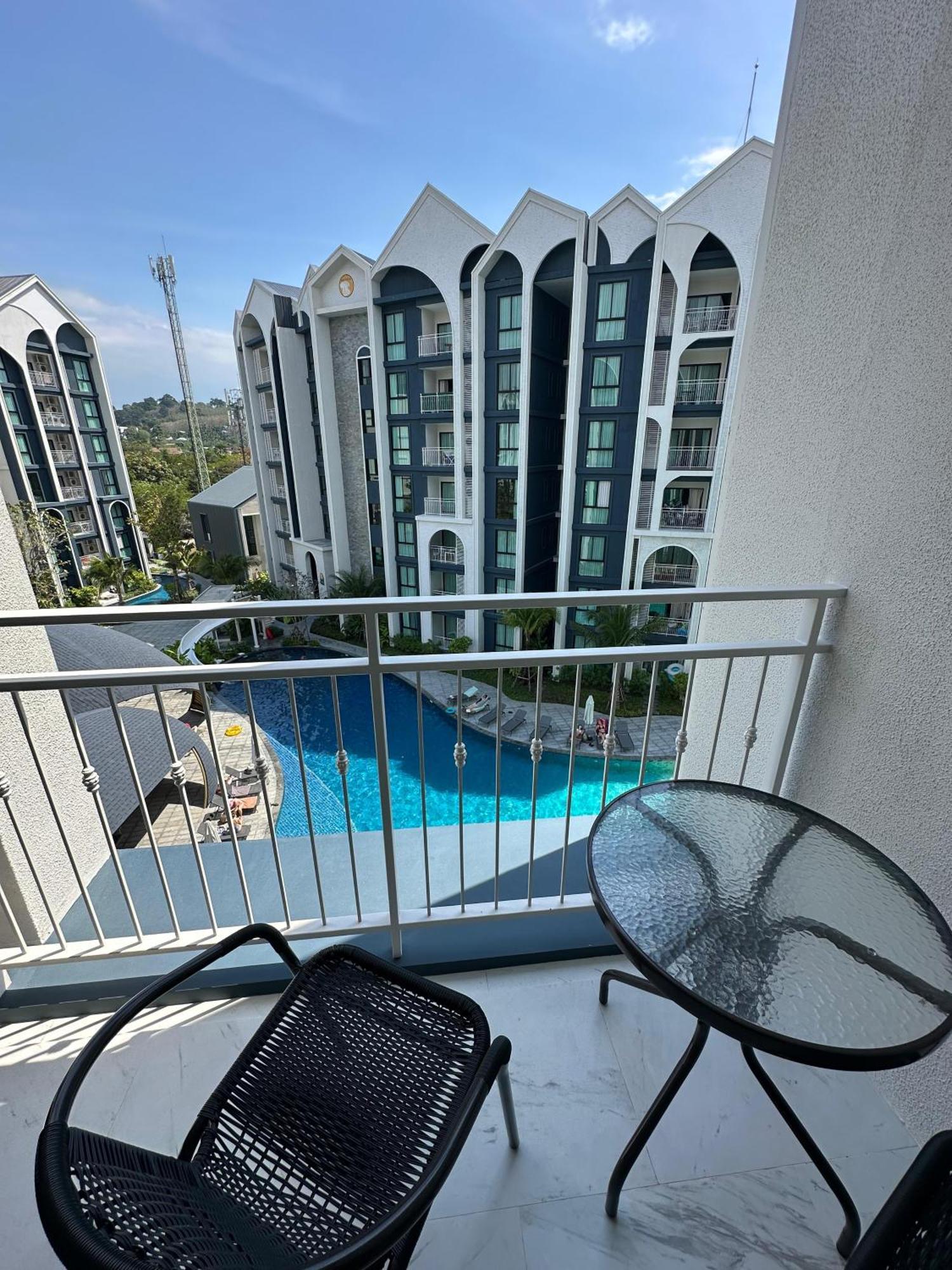The Title Halo1 2bedroom Naiyang