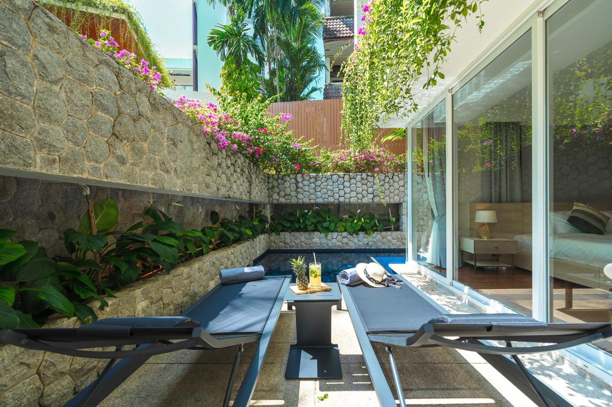 Private Pool At *