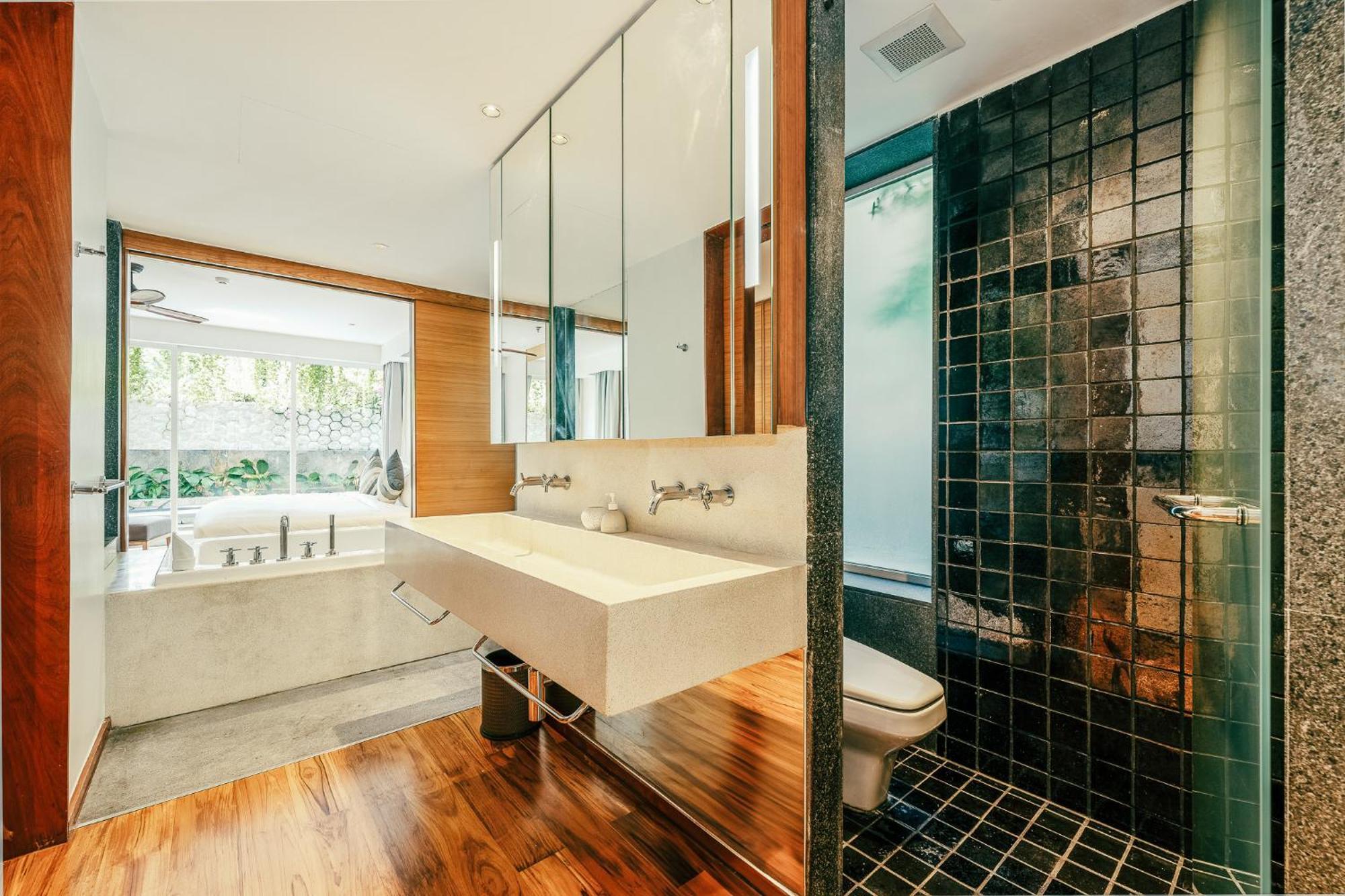 Private Pool At Strand Surin