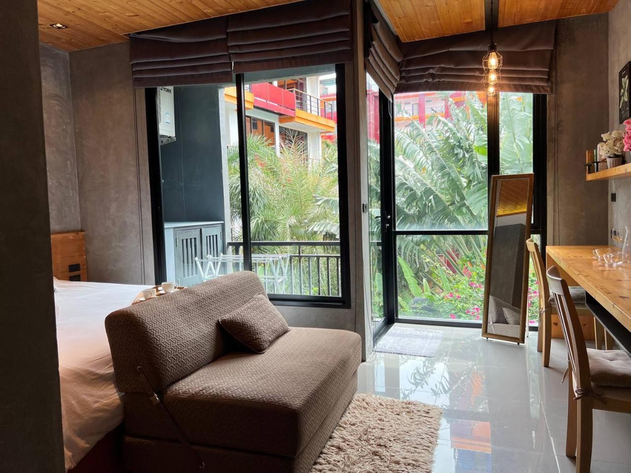 Relife The Windy B218 Naiharn Apartment