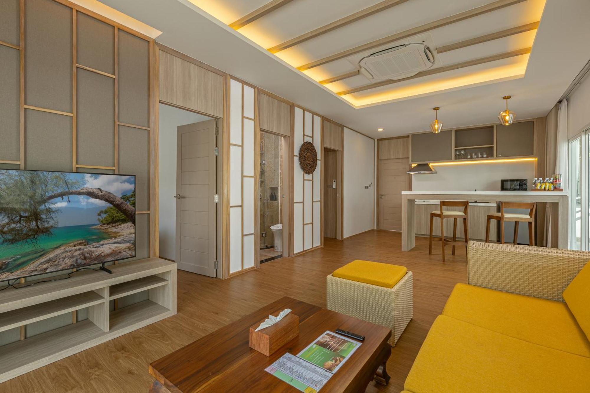 Resort Phunawa Phuket - Sha