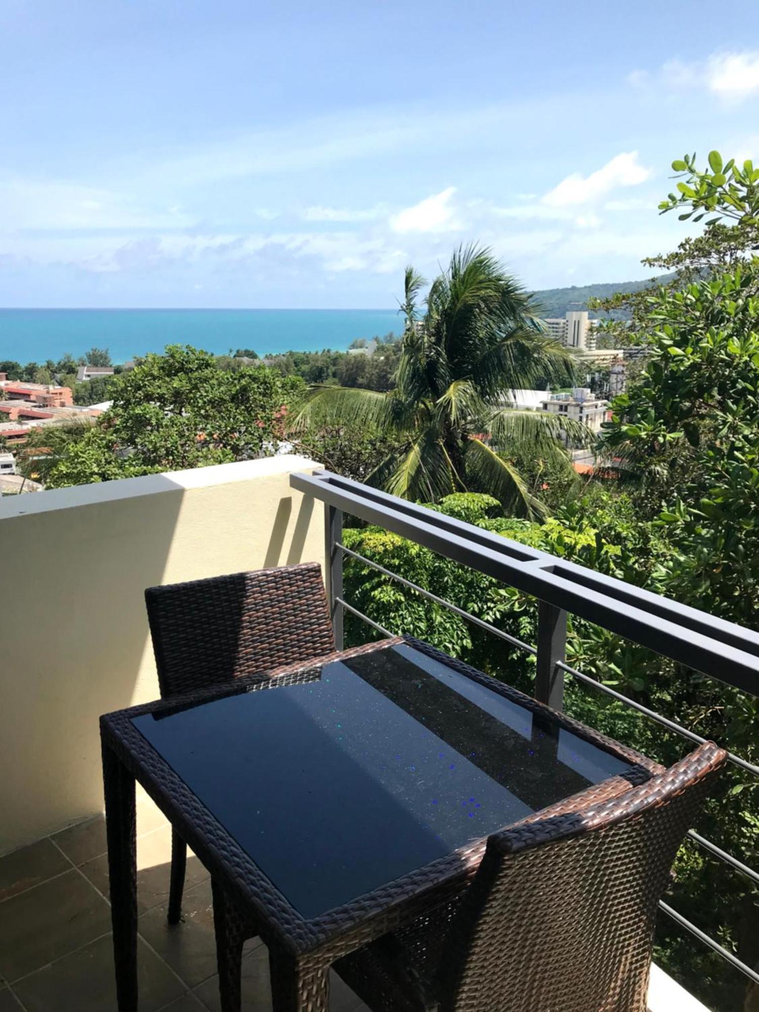 Apartment Brandnew, Spacious 65m2 Full Seaview Apartment, Large Pool, 300m From Karon *