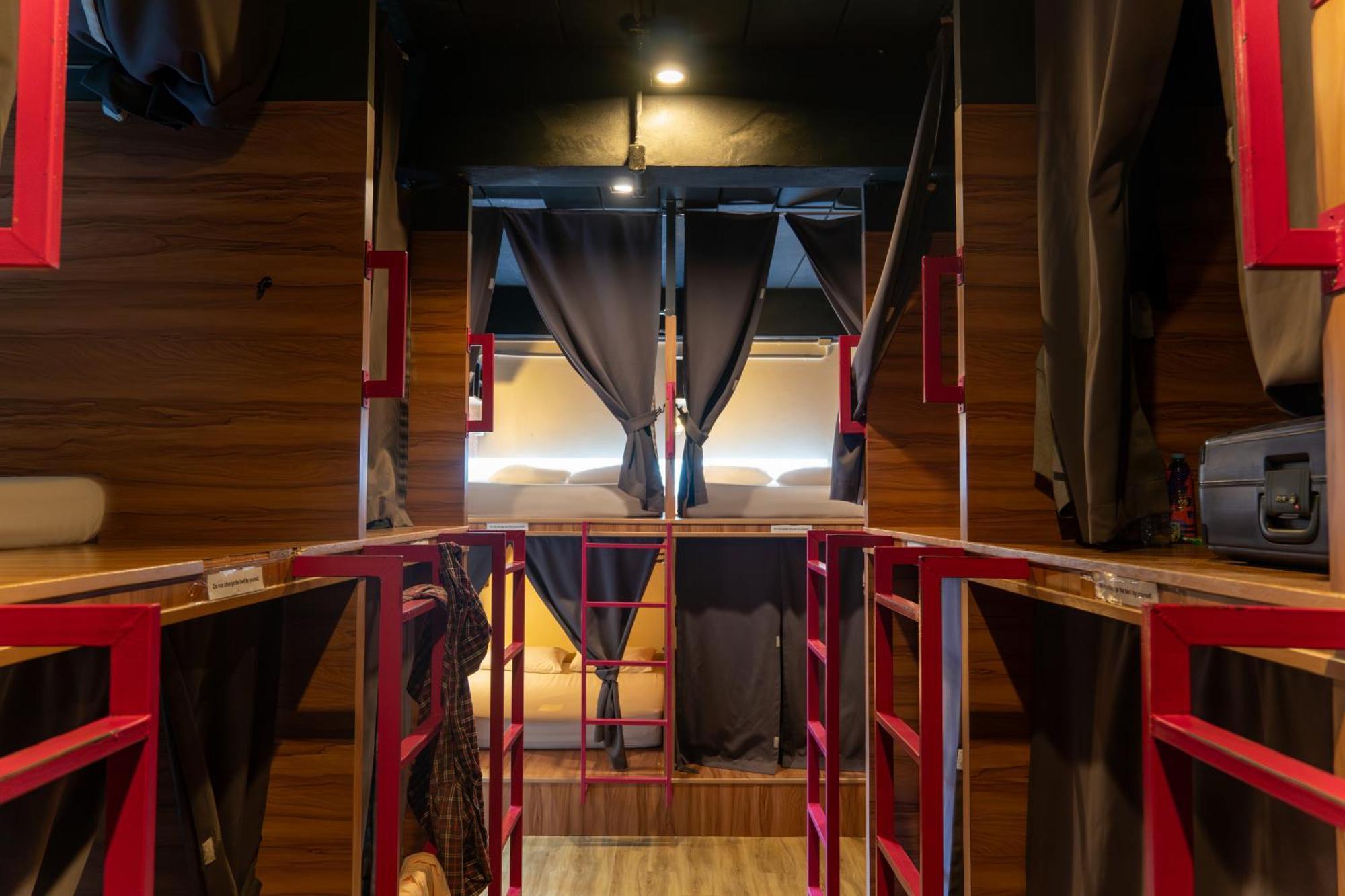 Hostel Slumber Surf Phuket