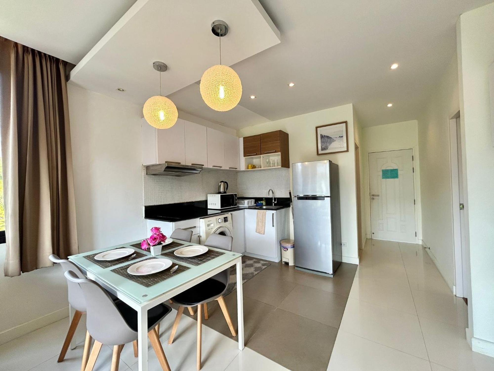 Cozy 2 Bedrooms - The Nai Harn By Ahp Apartment *