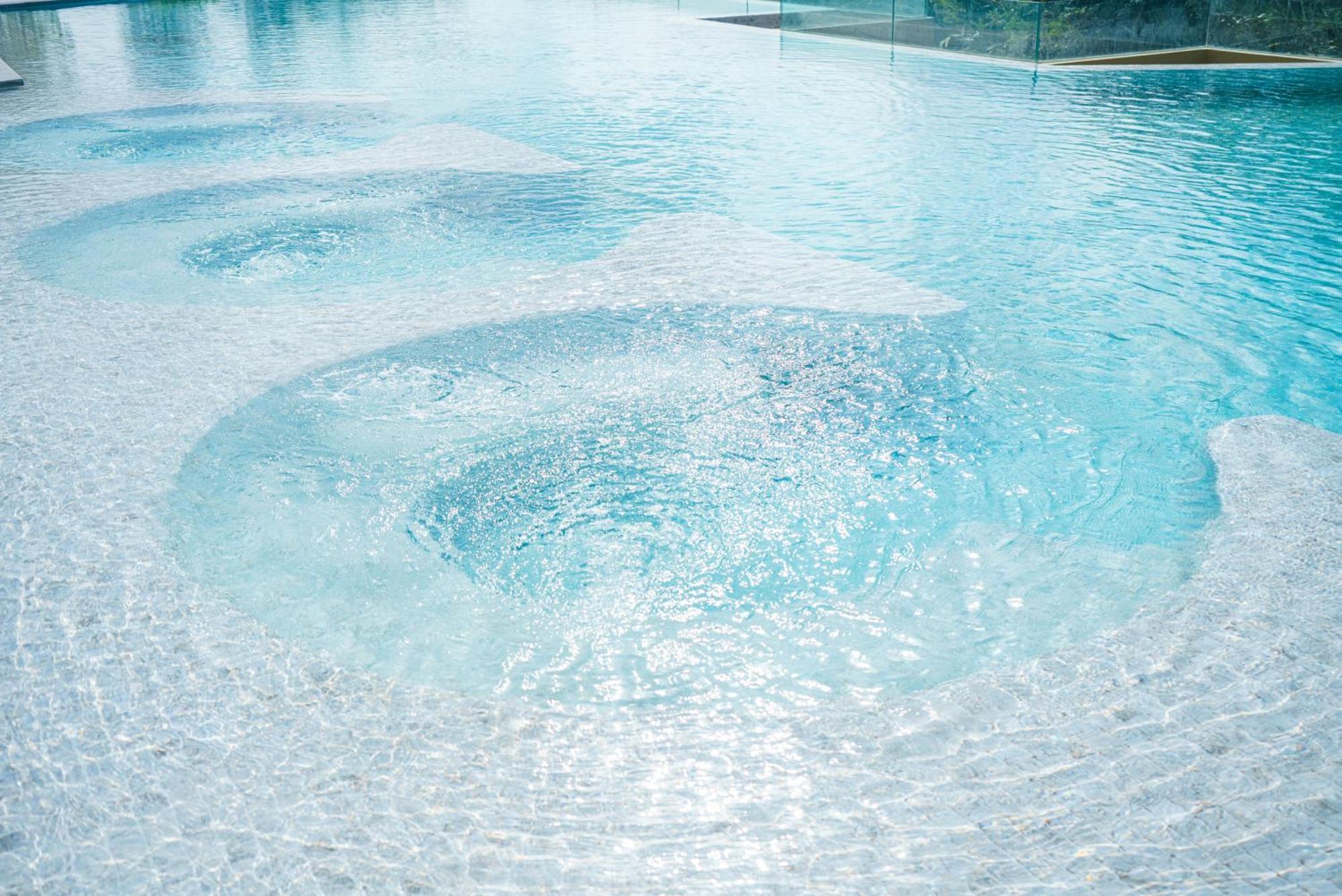 Laguna Beachside Residences Apartamens, Walking Distance To The Sea Strand Bang Tao