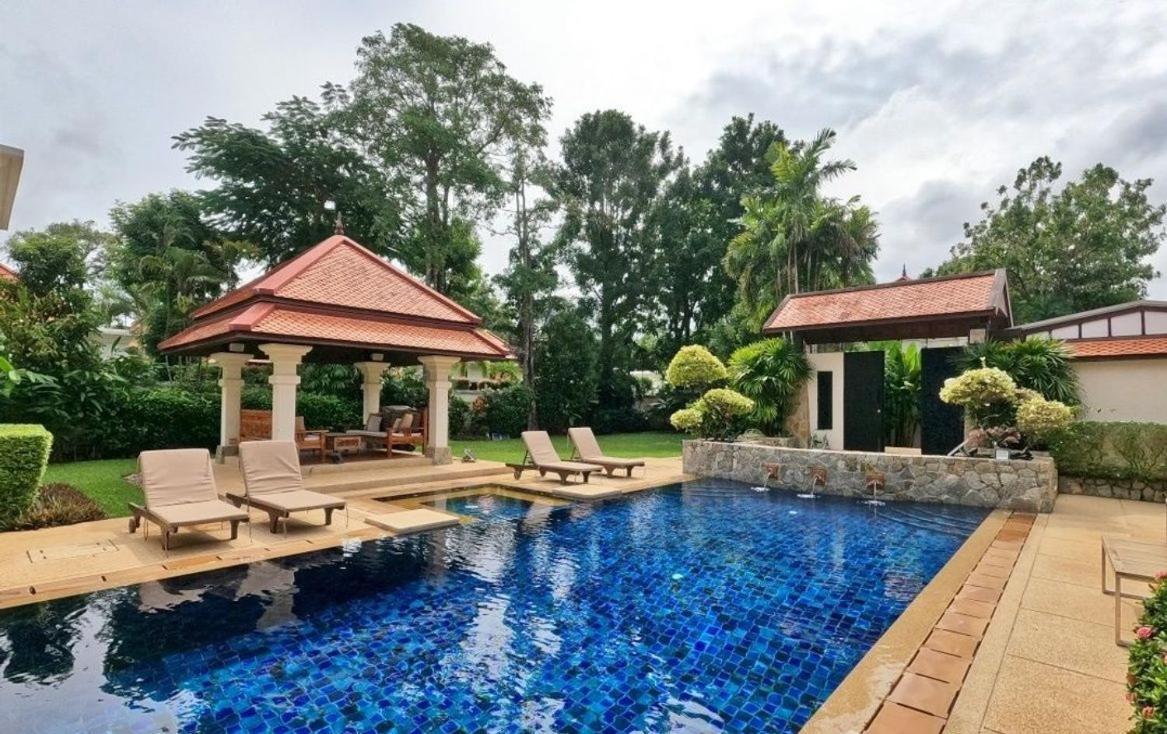 Sea-esta Villa *