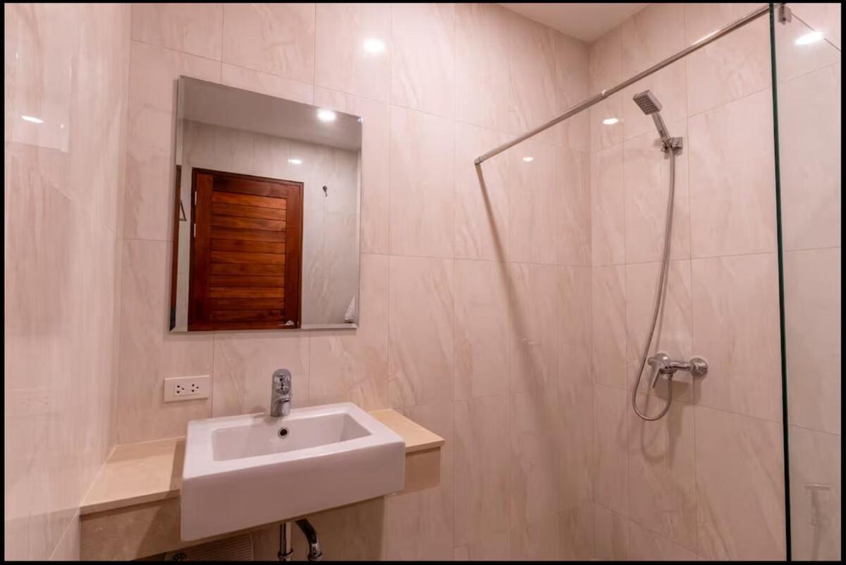 Villa Beautiful 5br Pool Walking Distance To Bangtao And Catch Club *