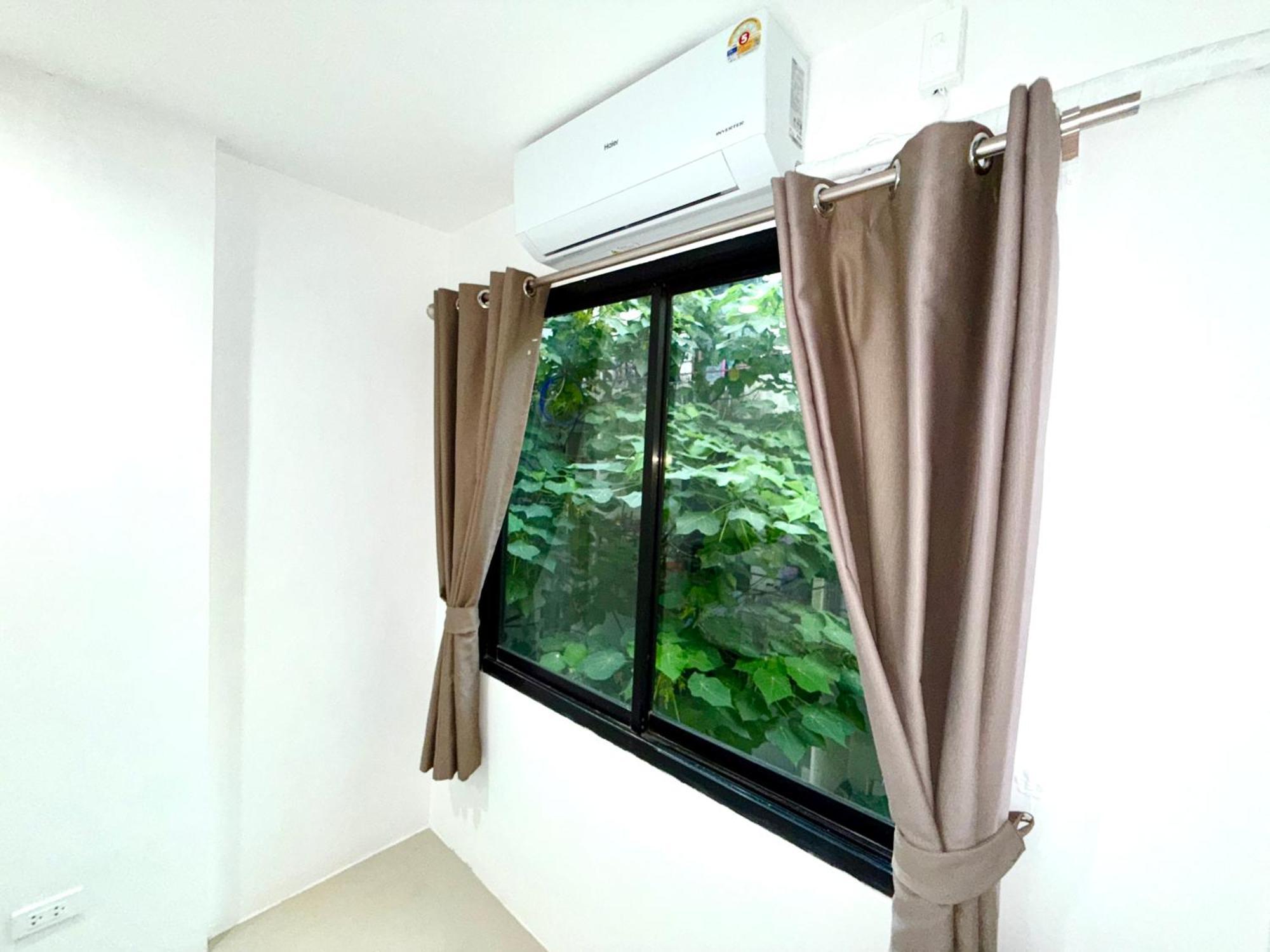 Easy Life 3 Apartment *