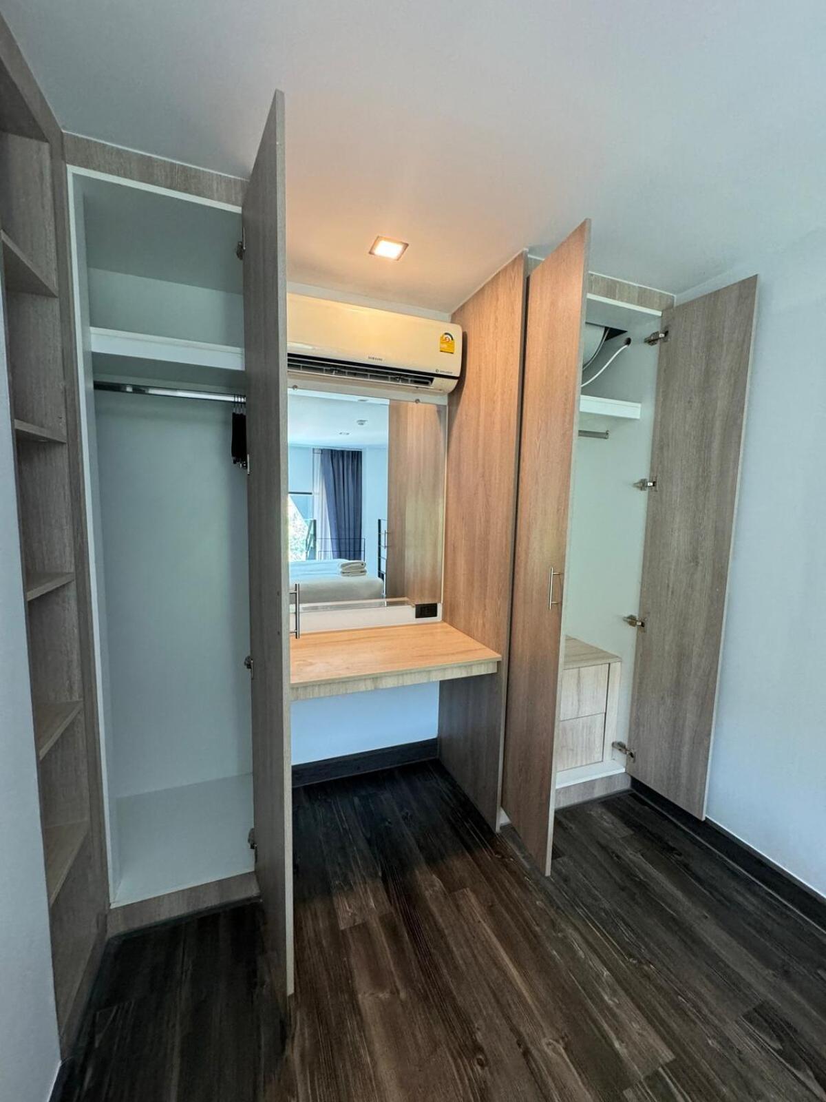 Utopia Loft Apartment Nai Harn