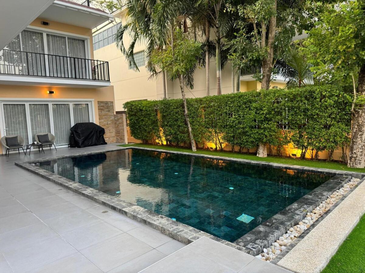 V166 Luxury With Ocean Views & Private Rooftop Jacuzzi Holiday home Ban Na Kok