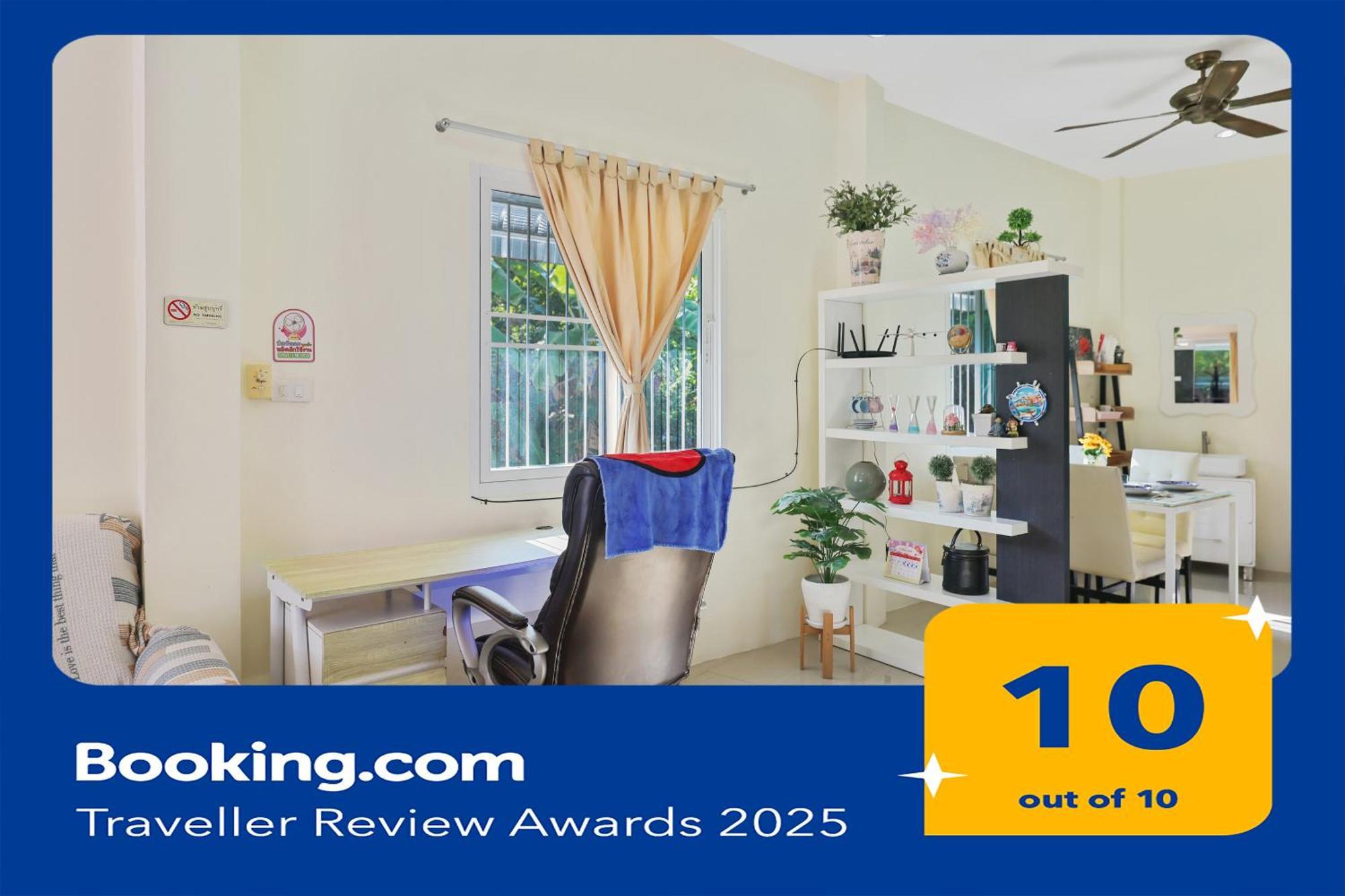 Phuket-chalong 3-bedrooms 240m2 Private Xlarge Family Villa