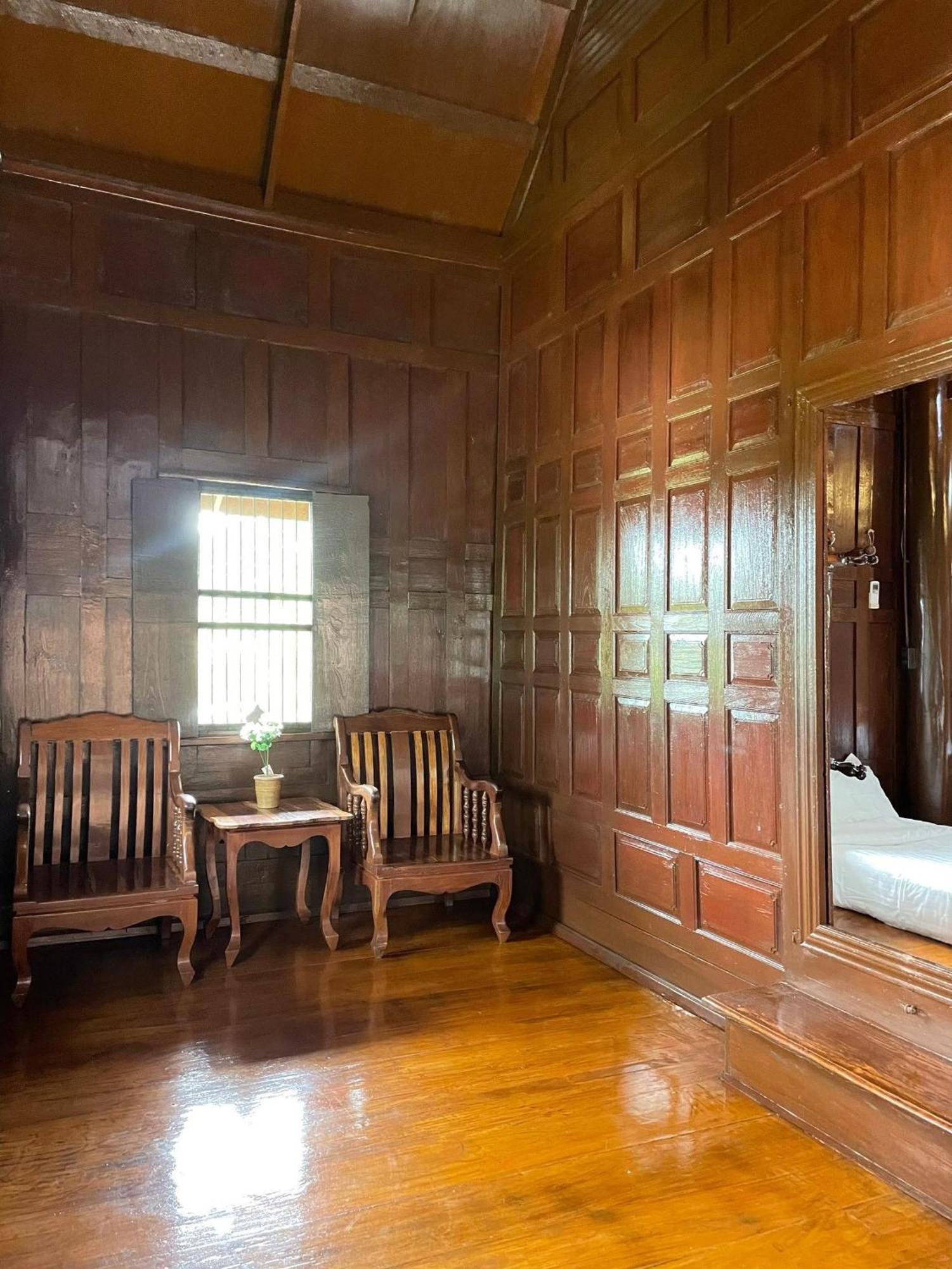 Niyang Siam House * Nai Yang