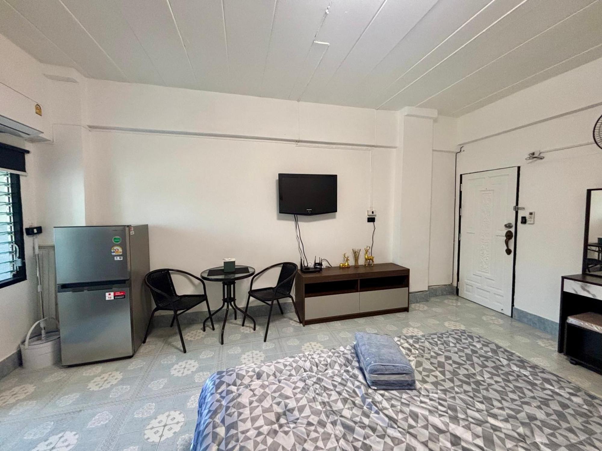 Kimchi Apartment *