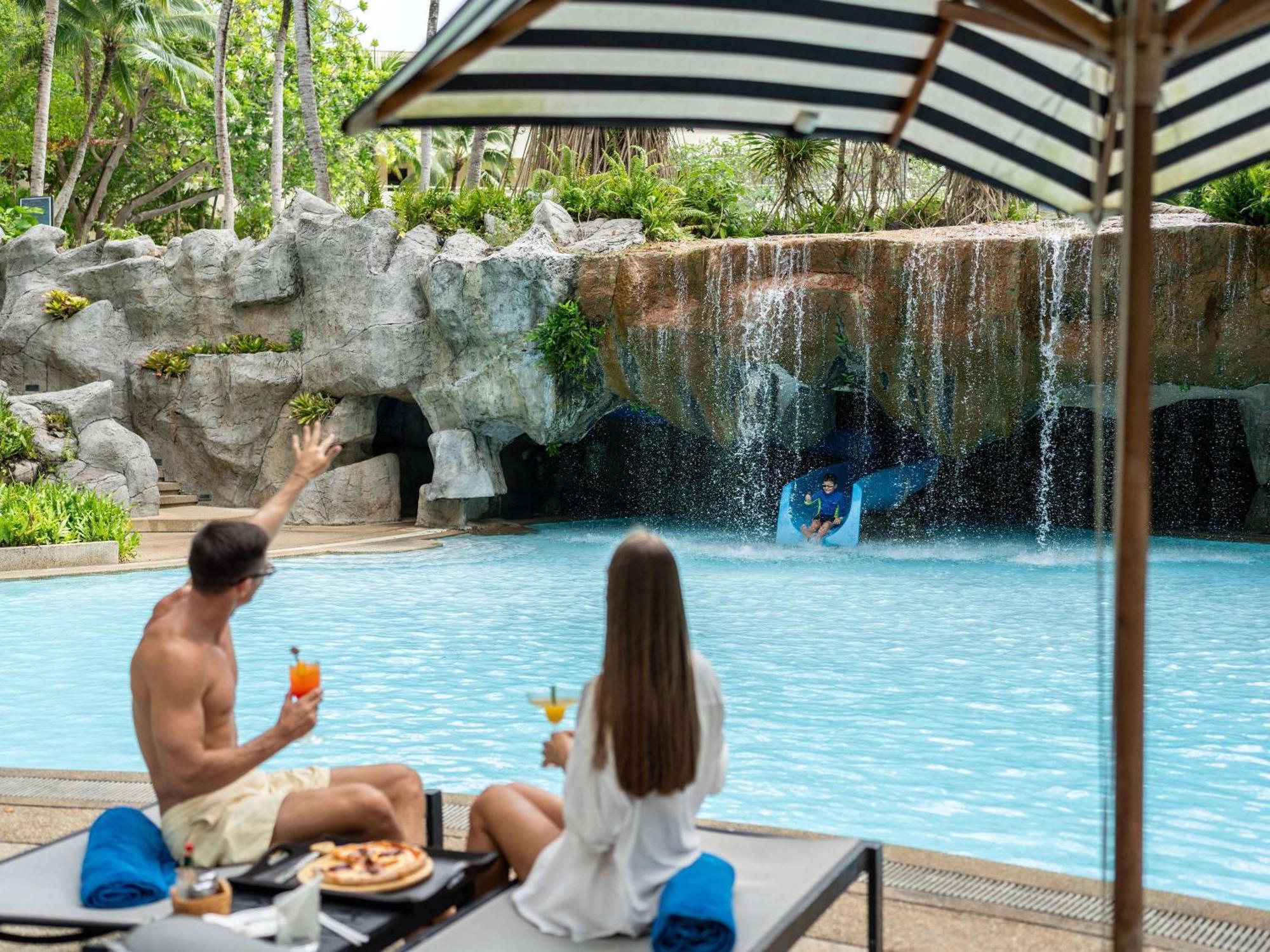 Resort Pullman Phuket Beach Karon