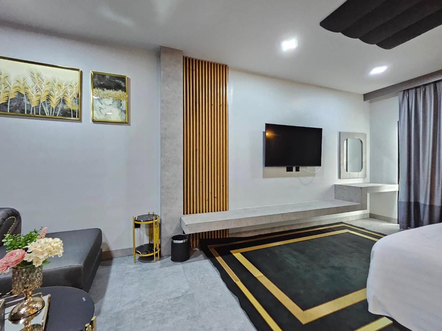 Little Loft Hotel Phuket